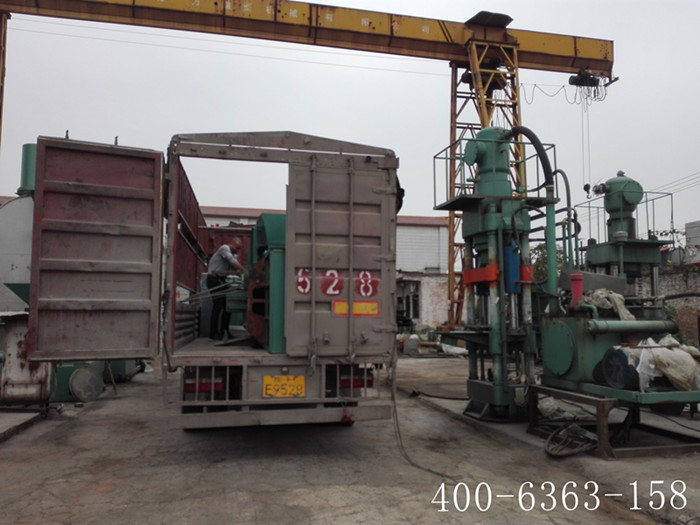 金屬屑壓塊機(jī)